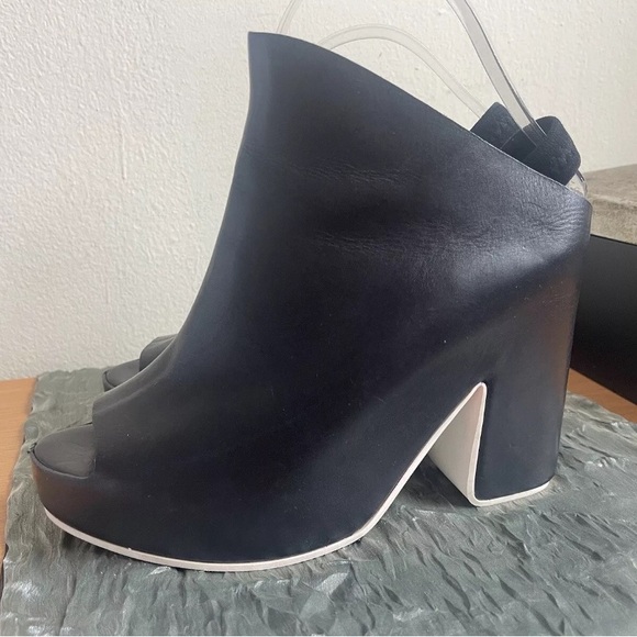 BALENCIAGA PARIS LEATHER PLATFORM WEDGES MULES BOOTIES BLACK SIZE 40/ US 9.5 - Picture 6 of 12